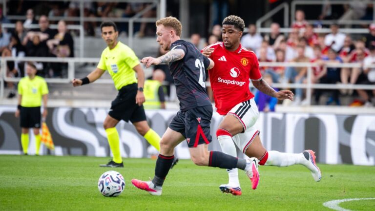 Wrexham beat Man United in Helsinki friendly as Andrey Santos makes strong debut